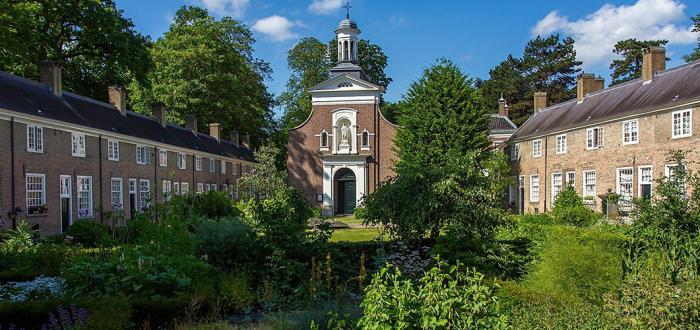 Eigentijds wonen in een hofje